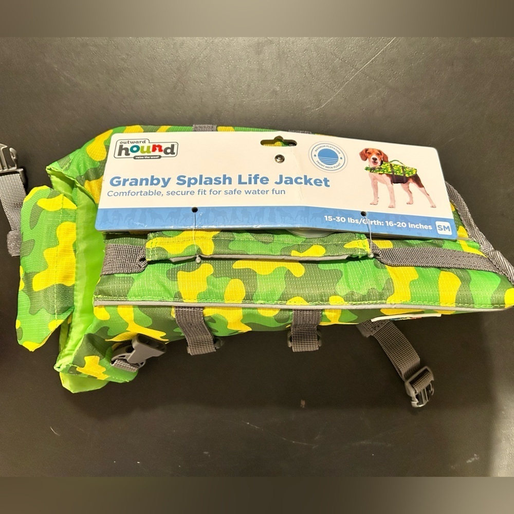 Outward Hound Green and Yellow Granby Splash Life Jacket